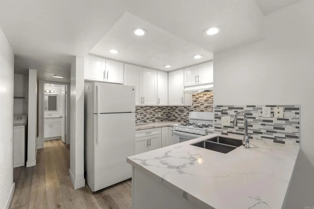 Photo #8: PTP2508649 Listing: Photo #8