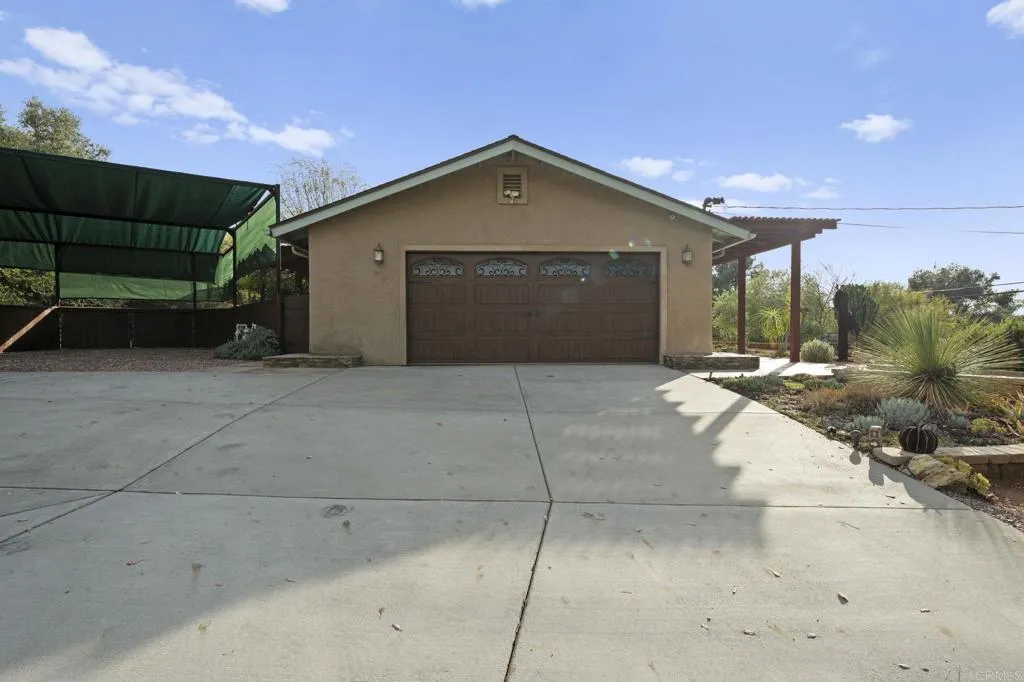 https://cdn.realtyfeed.com/cdn/127/306590634/03446b6ddec1d5b15bd6e0c9e820226b.webp