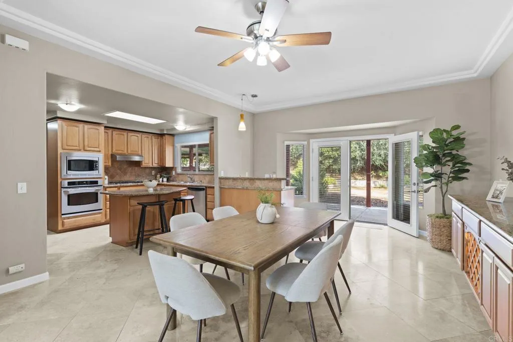 https://cdn.realtyfeed.com/cdn/127/306590634/2409291a7c5137d43c1d3a59045a008e.webp