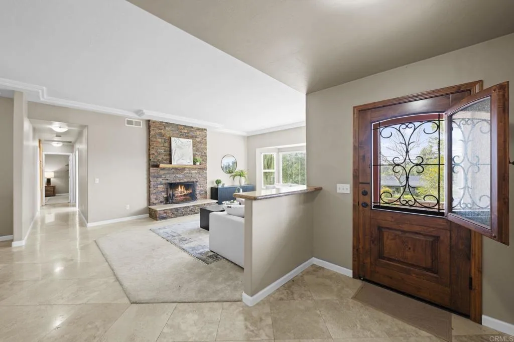 https://cdn.realtyfeed.com/cdn/127/306590634/6881ce04e40de4124aa946f309dcf9f8.webp