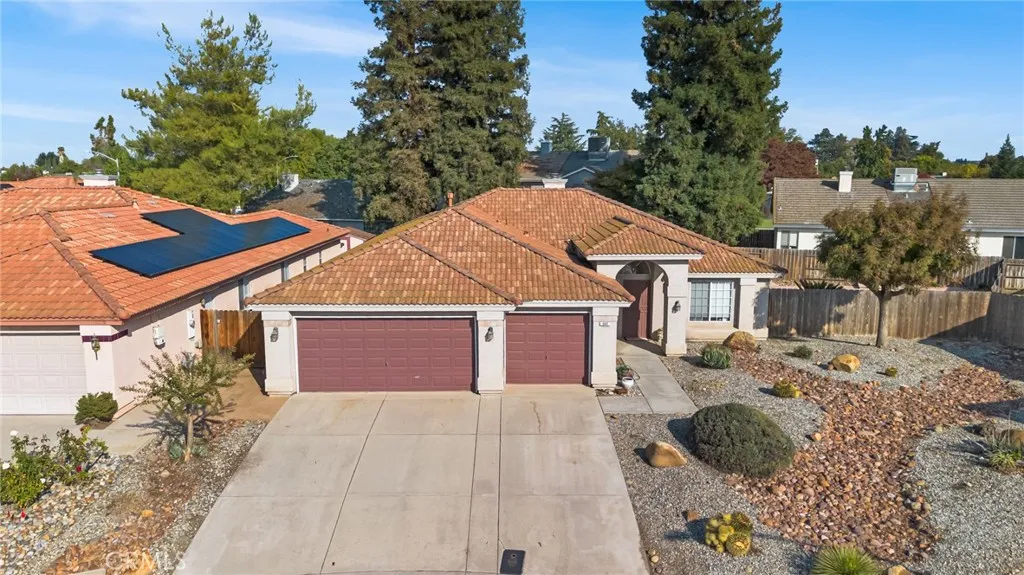 900 Michelle Court, Chowchilla, CA 93610 - Photo 2 of 36, Chowchilla, CA