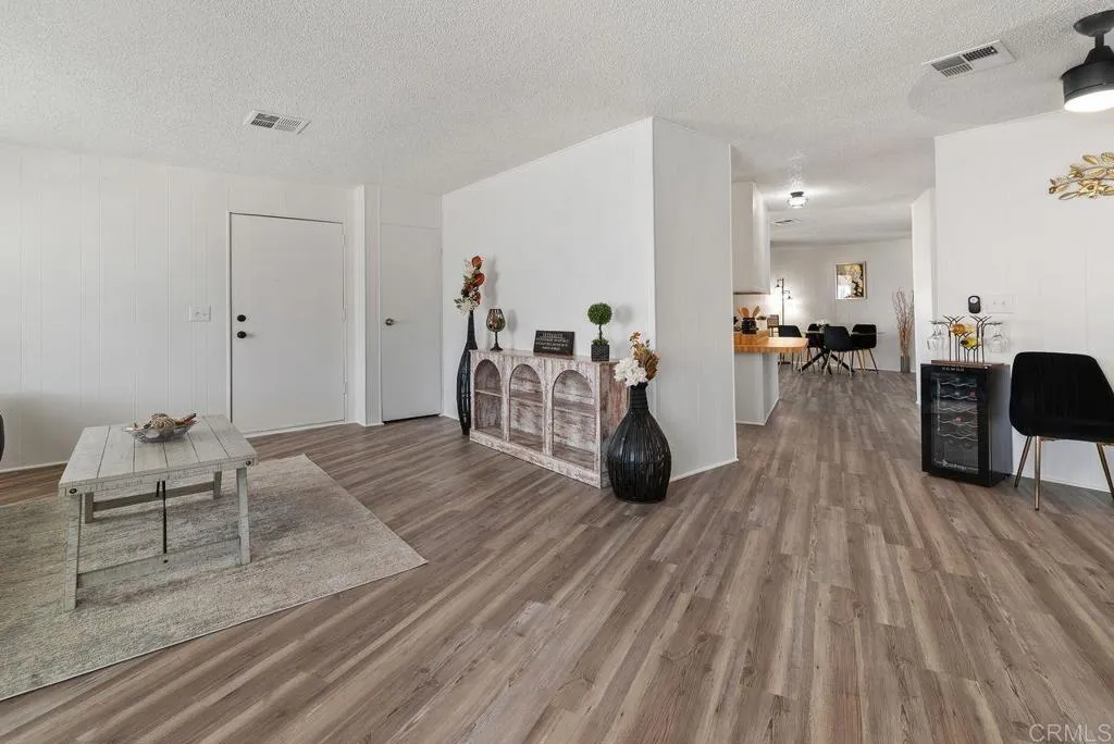 https://cdn.realtyfeed.com/cdn/127/306590882/599fb083969447df22e1fd9377f146c1.webp