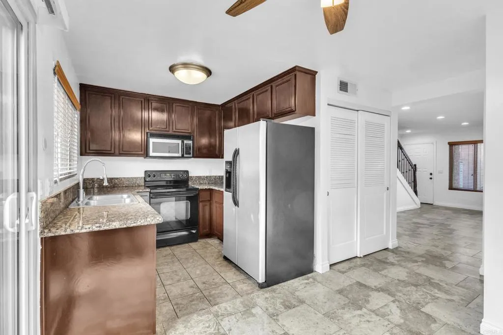 https://cdn.realtyfeed.com/cdn/127/306590920/00274497e2007535d0b021b092819b81.webp