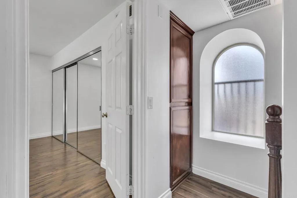 https://cdn.realtyfeed.com/cdn/127/306590920/337ebba04b19cb8b849313d490d60566.webp
