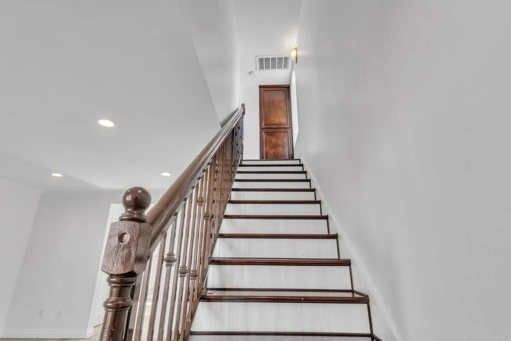 https://cdn.realtyfeed.com/cdn/127/306590920/9ed2f51203c96ad29afbc368d88b8475.webp