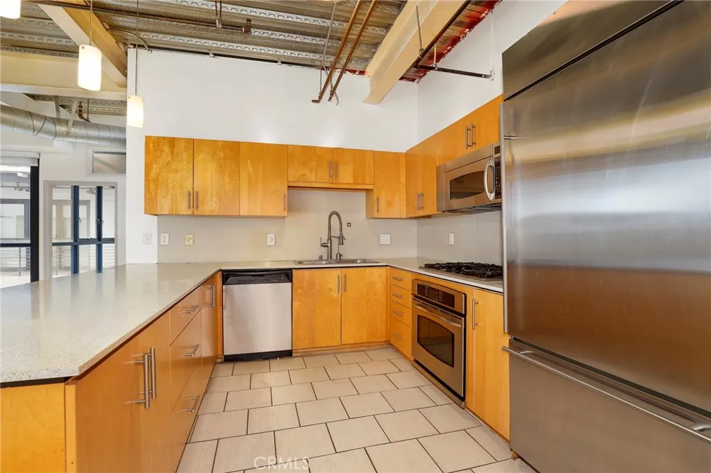 330 11th Street UNIT A503, Los Angeles, CA, 90015