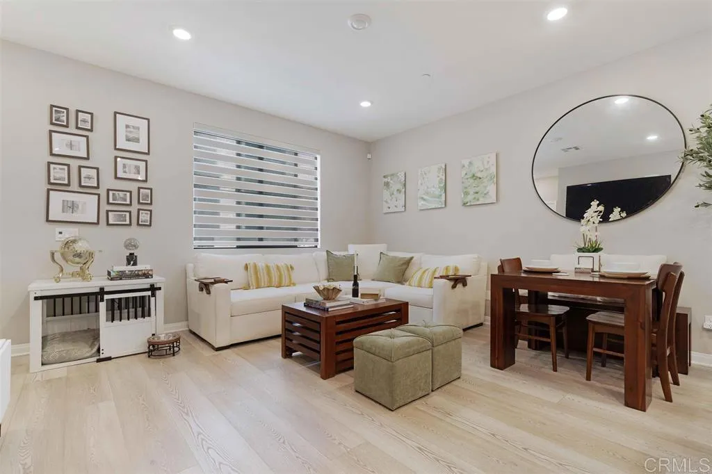 https://cdn.realtyfeed.com/cdn/127/306590948/3621f5b0dd68ce8b0ae557f1a0f3e1ba.webp