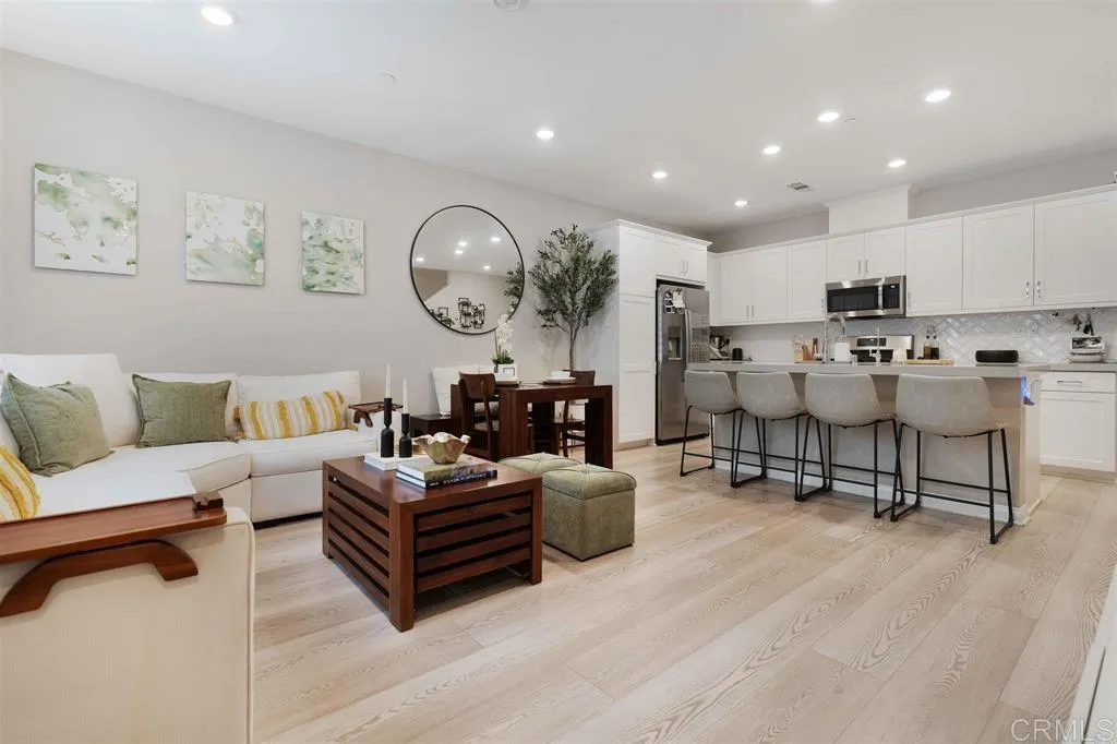 Photo #3: PTP2508661 Listing: Photo #3