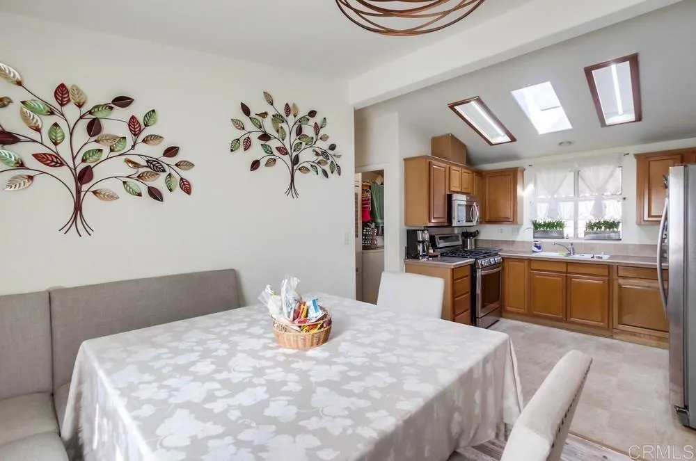 https://cdn.realtyfeed.com/cdn/127/306591025/f94fbd30538028dabf99670ed42cc3af.webp