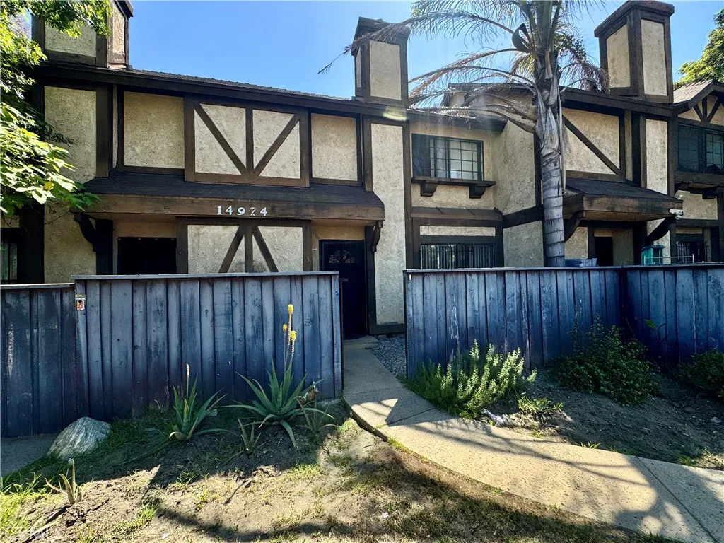 North Hills, CA 91343