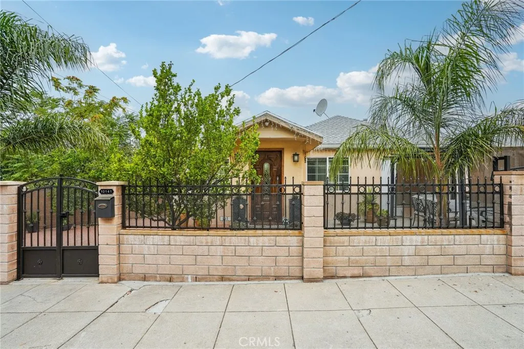 10141 Mcclemont Avenue, Tujunga, CA 91042 - Photo 4 of 23, Tujunga, CA