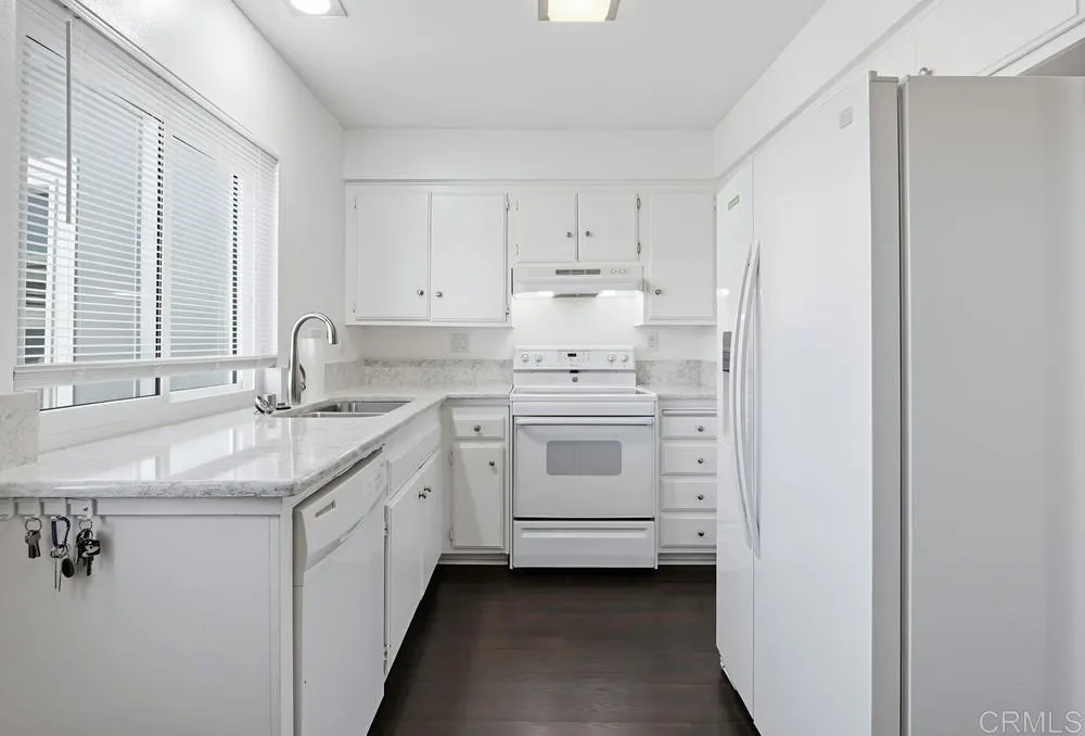 https://cdn.realtyfeed.com/cdn/127/306591051/05f77b332be01151f17a15996c132a1e.webp