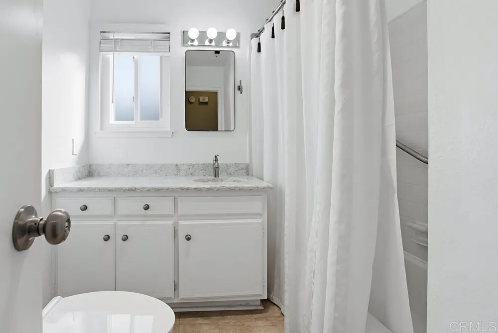 https://cdn.realtyfeed.com/cdn/127/306591051/9edff645c966771c15c63e48ac77e2c7.webp