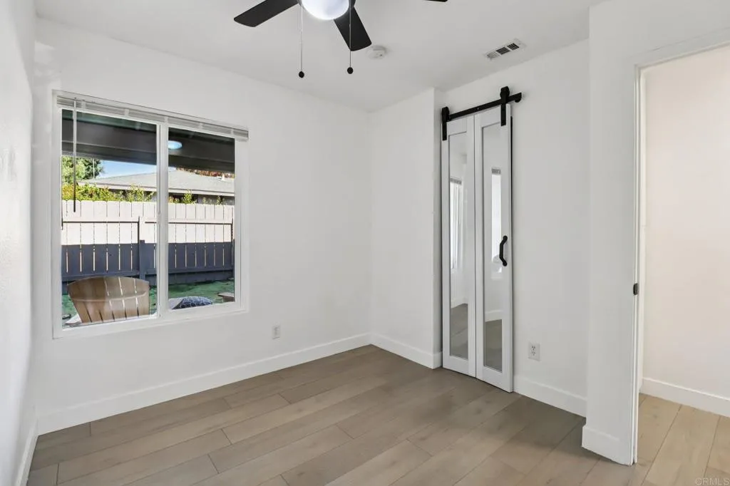 Photo #14: NDP2510955 Listing: Photo #14