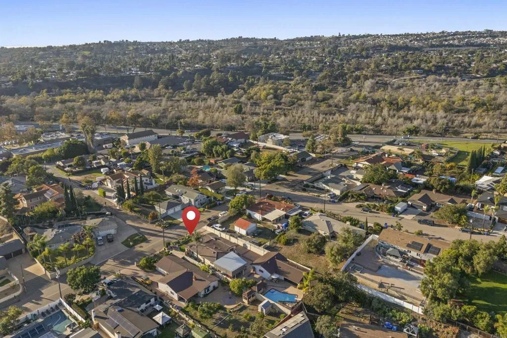 https://cdn.realtyfeed.com/cdn/127/306591122/dc378fb8bd53c874493b3a38d5858d04.webp