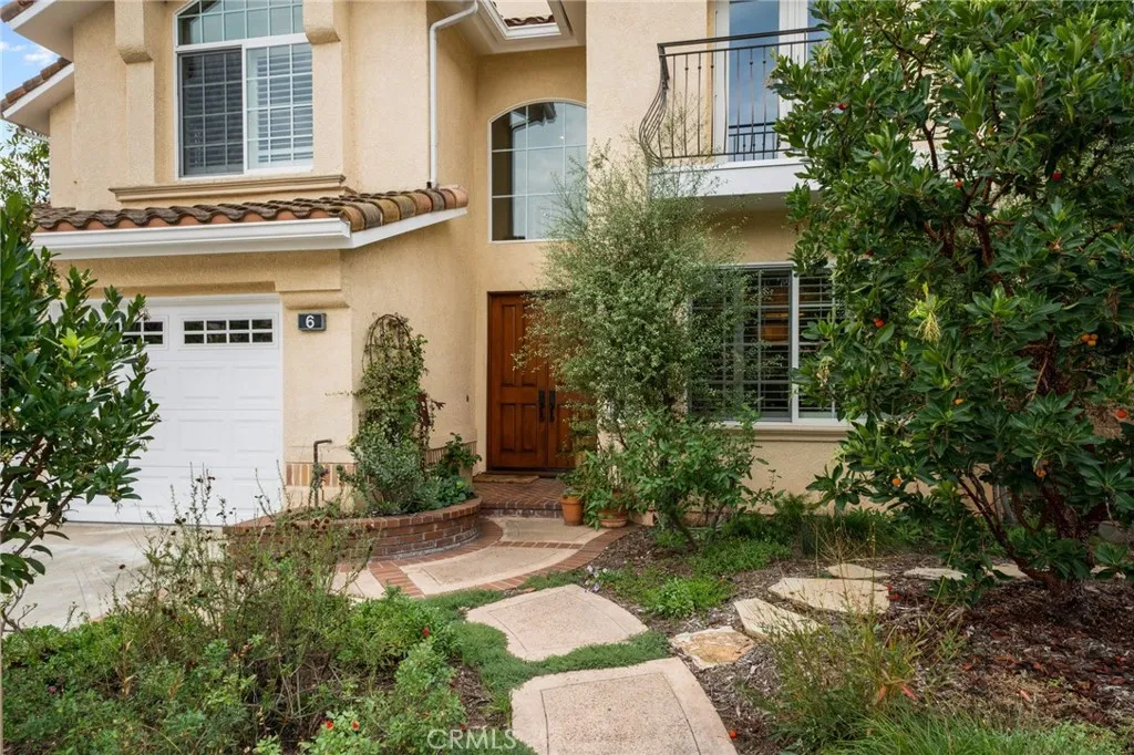 6 Goldenfield, Aliso Viejo, CA 92656 - Photo 2 of 49, Aliso Viejo, CA