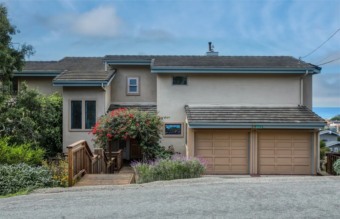 605 Ardath Drive, Cambria, CA 93428