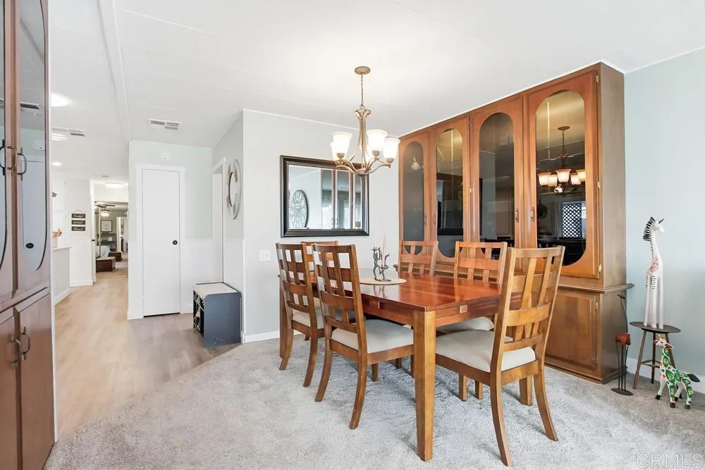 https://cdn.realtyfeed.com/cdn/127/306591158/e74608ccd985e59c698f5c8bfb74769c.webp