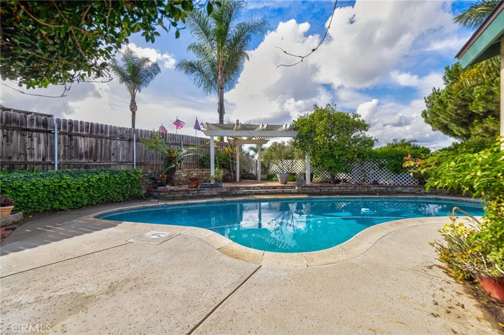 https://cdn.realtyfeed.com/cdn/127/306591218/928d192b24b12b1096db70016bcfc483.webp