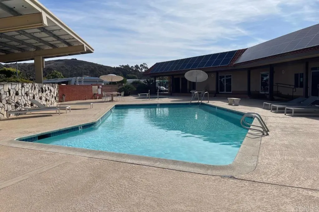 https://cdn.realtyfeed.com/cdn/127/306591252/389c3732d0e11789769a949100e3ae5c.webp