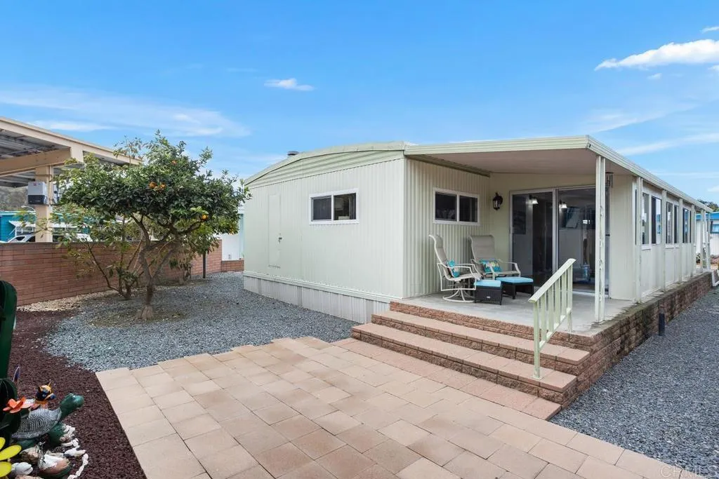 https://cdn.realtyfeed.com/cdn/127/306591252/56f4b12dffd8c87e0adc7a3e9522f1c0.webp