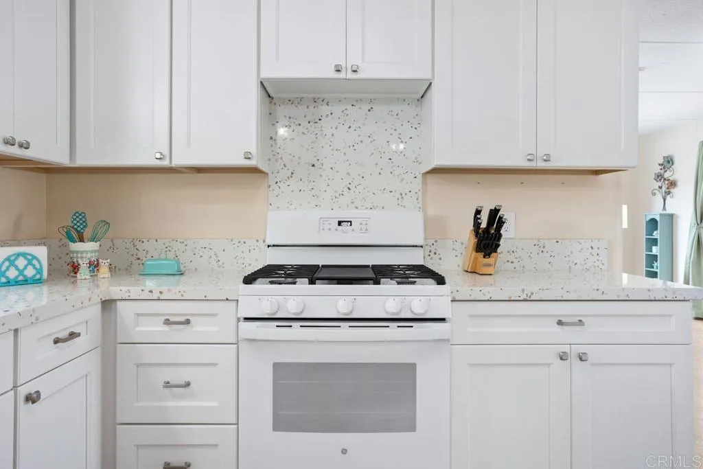 https://cdn.realtyfeed.com/cdn/127/306591252/83c09f19a537d734a4040464c7e18755.webp