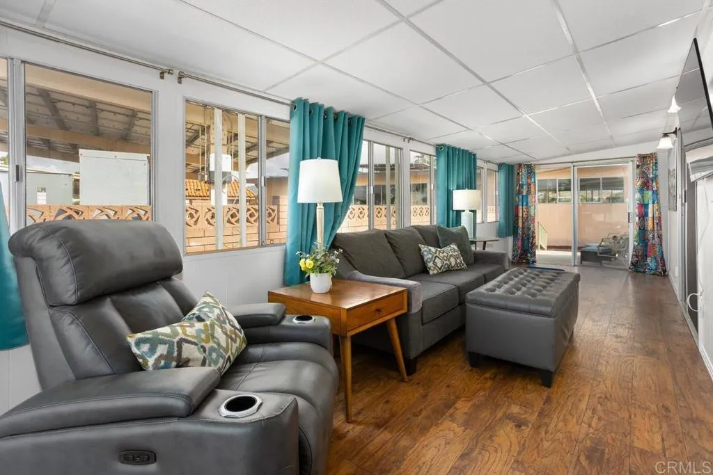 https://cdn.realtyfeed.com/cdn/127/306591252/97c3f92d1891d157f74ac88144c4d9b1.webp