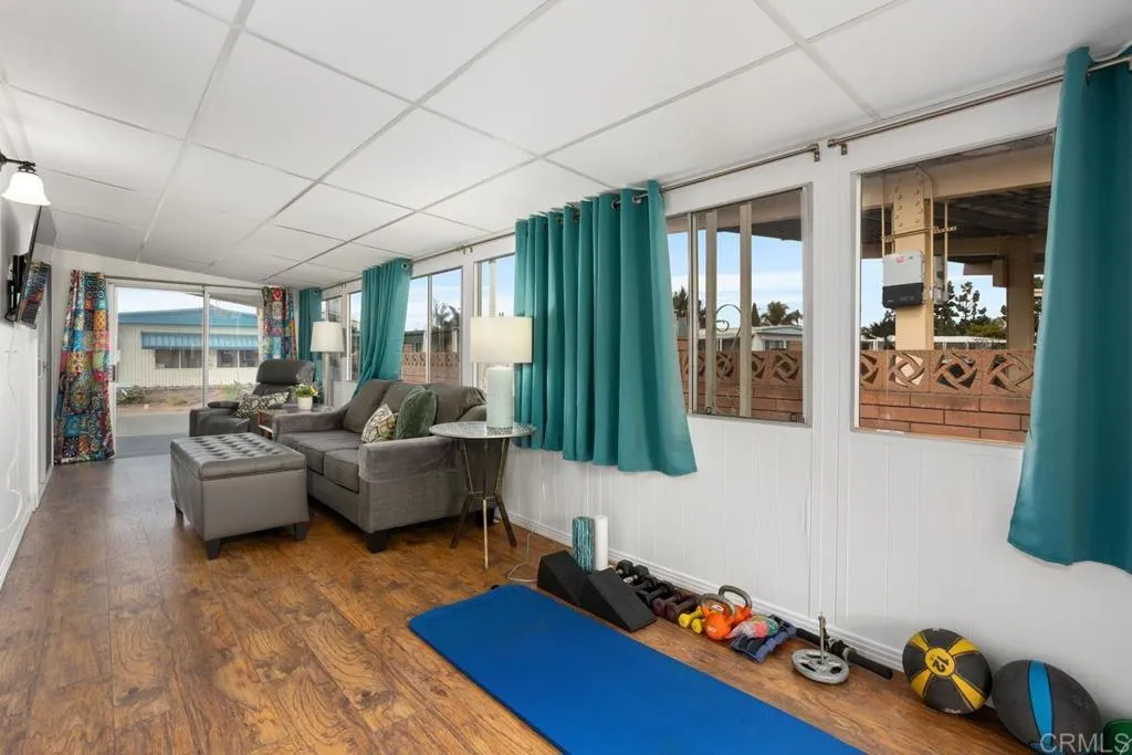 https://cdn.realtyfeed.com/cdn/127/306591252/b02f02f07ec7d16712639455e15620ba.webp