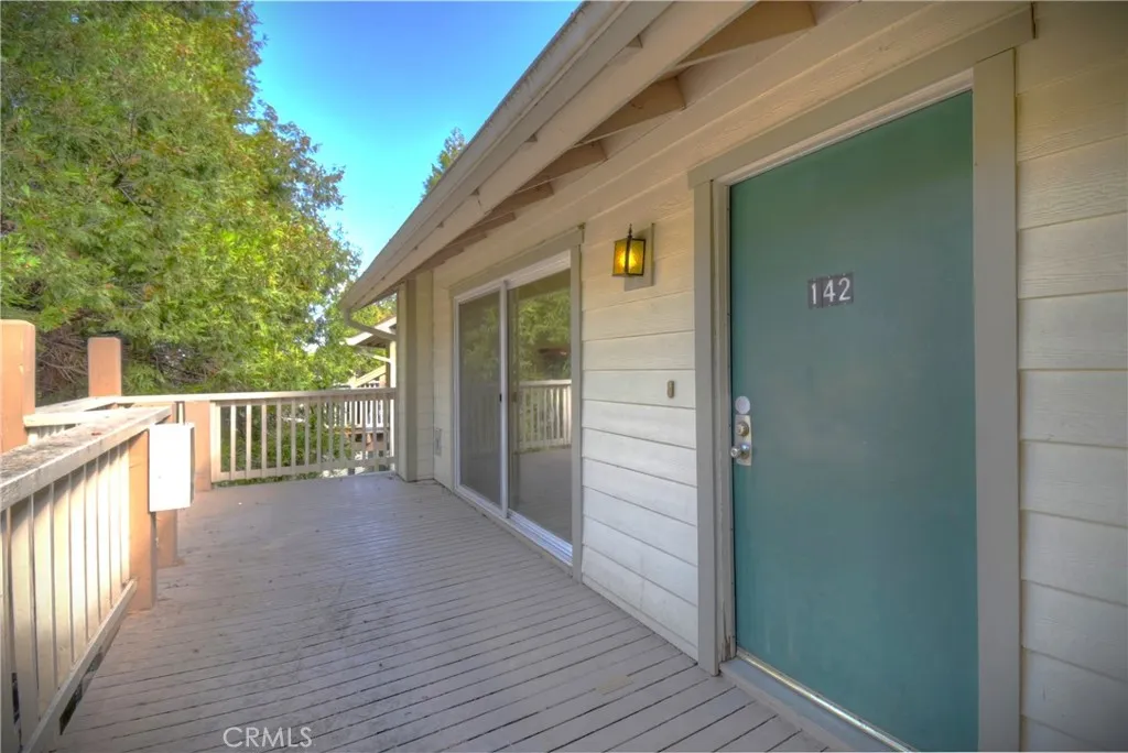 142 Rockledge Lane