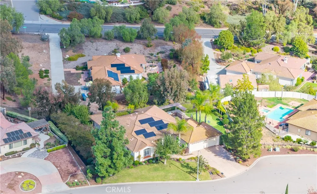 https://cdn.realtyfeed.com/cdn/127/306591381/3a32a9937690a280913f16eac1f38fef.webp