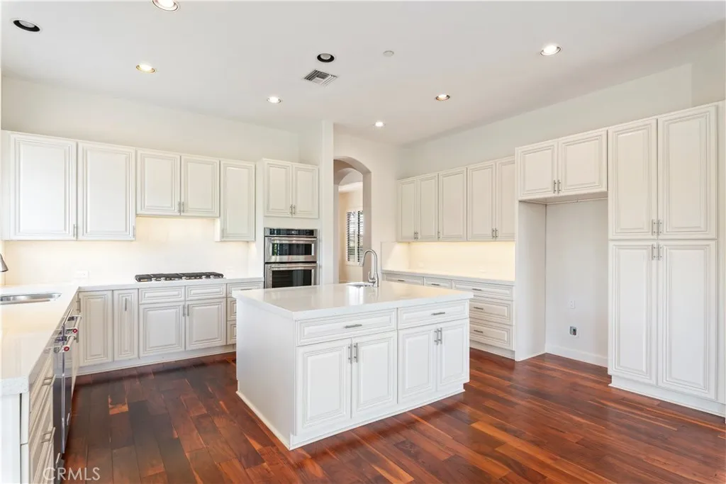 https://cdn.realtyfeed.com/cdn/127/306591381/d5871b4b66d88450522586445e050f9e.webp