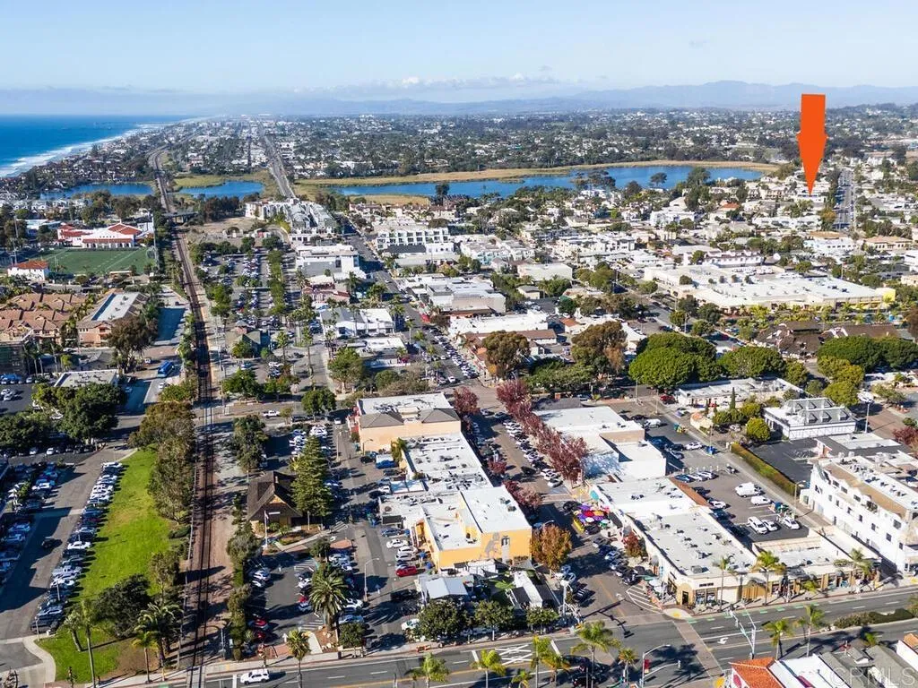 Photo #36: NDP2510967 Listing: Photo #36