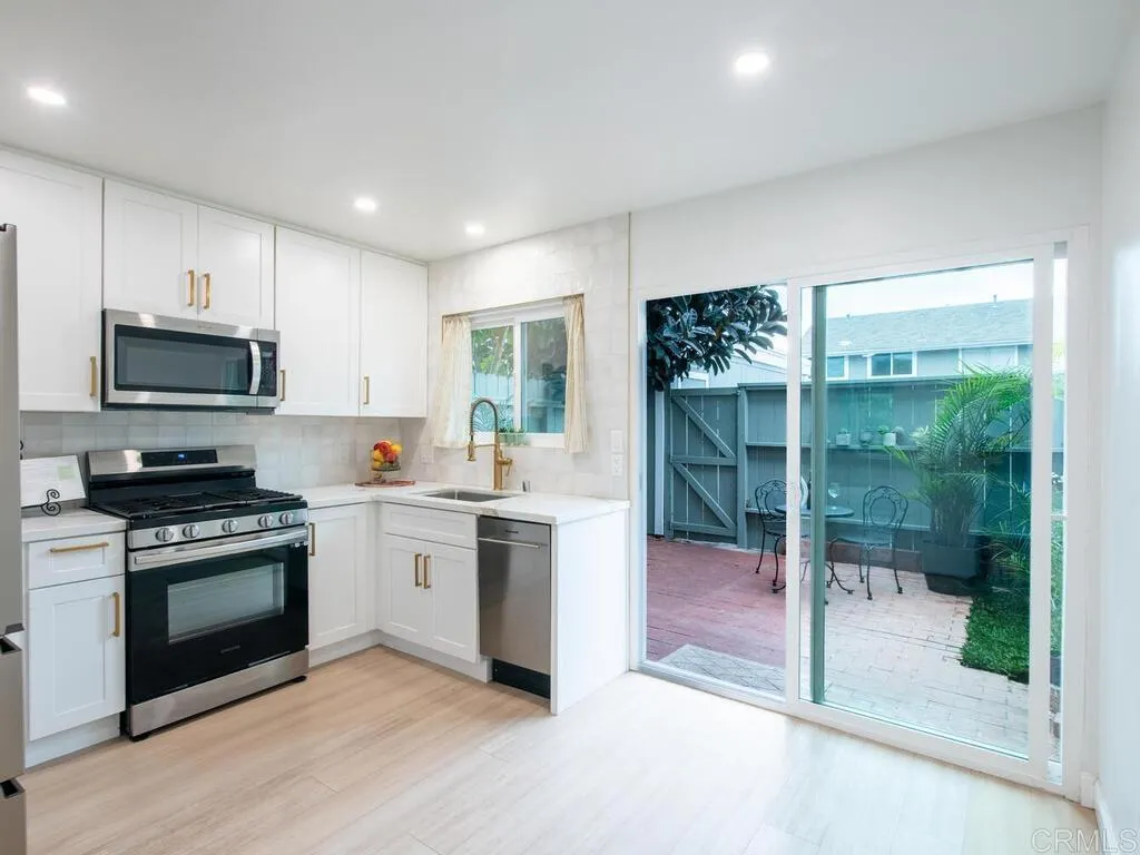 Photo #7: NDP2510967 Listing: Photo #7