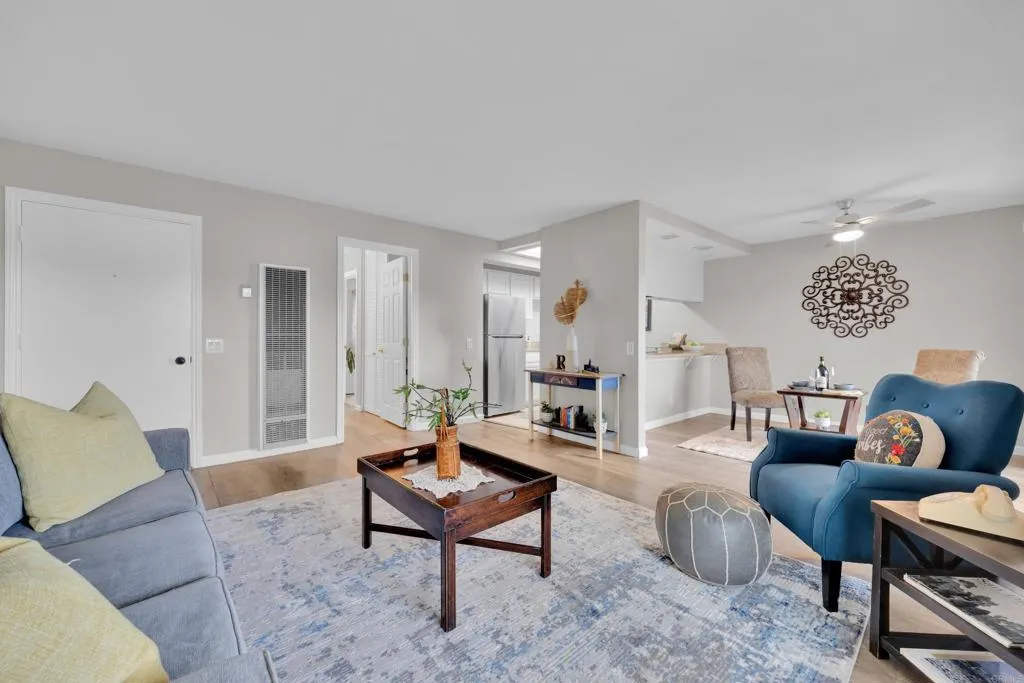 https://cdn.realtyfeed.com/cdn/127/306591442/319b9c6a7e60ba81f9391f74782f2492.webp
