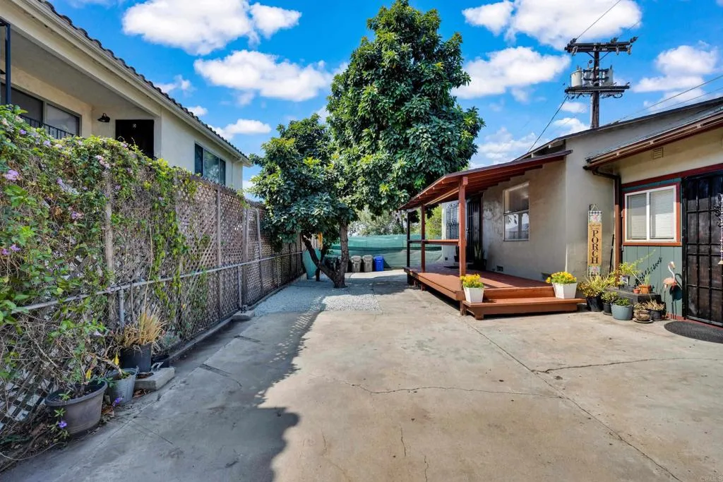 https://cdn.realtyfeed.com/cdn/127/306591480/2d613251304f72b76ae6215757de22ab.webp