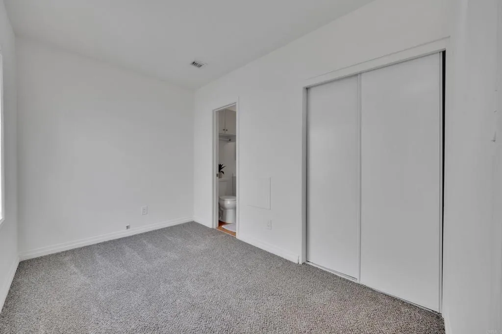 https://cdn.realtyfeed.com/cdn/127/306591480/a45afc04db8c5723eda0a3c538ecd162.webp