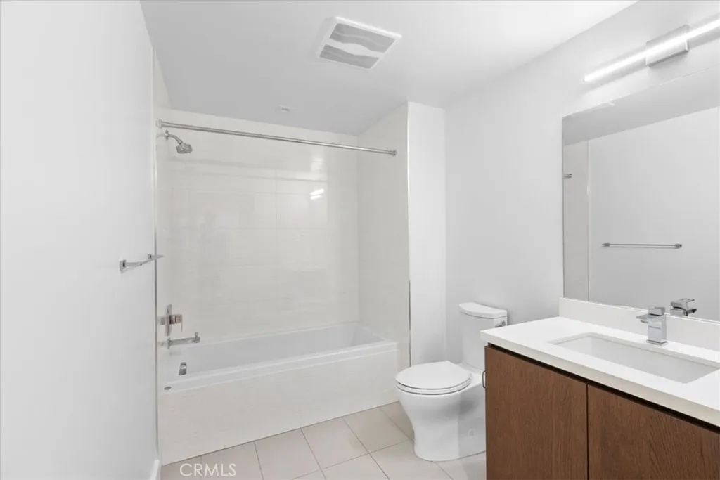 Photo #21: SW25262959 Listing: Photo #21