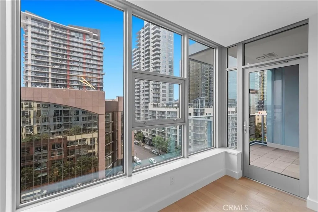 Photo #11: SW25262959 Listing: Photo #11