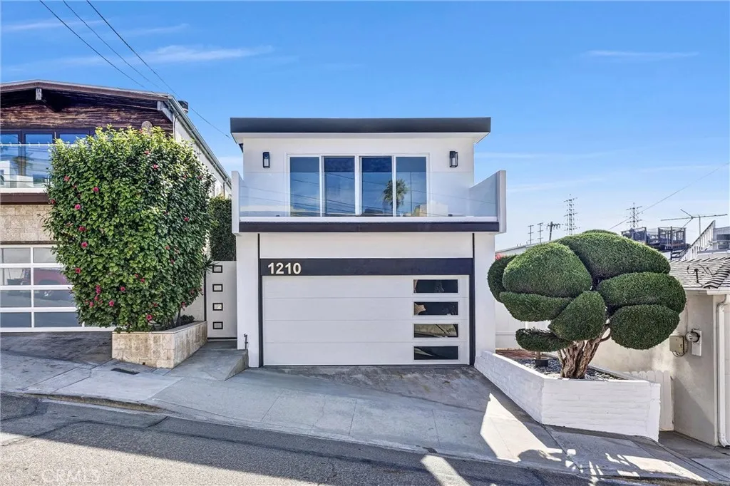 1210 1st Place, Hermosa Beach, CA 90254 - Photo 3 of 24, Hermosa Beach, CA