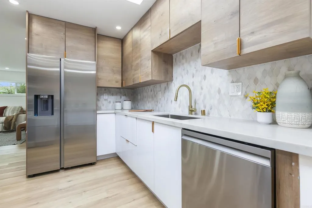https://cdn.realtyfeed.com/cdn/127/306591582/585c884129ff3ef345c6c7d4bd5c84c7.webp