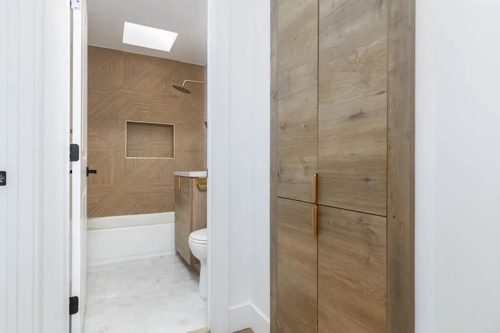 https://cdn.realtyfeed.com/cdn/127/306591582/dddce8c512ad170a9b1c504631a6e173.webp