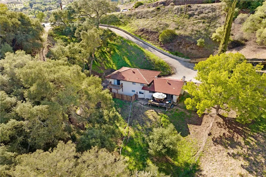 https://cdn.realtyfeed.com/cdn/127/306591662/5cb53a3b512b1c0a1f29e7359389525e.webp