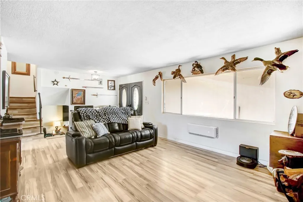 https://cdn.realtyfeed.com/cdn/127/306591662/f99ada4714b281b012fe220f6a98ef4a.webp