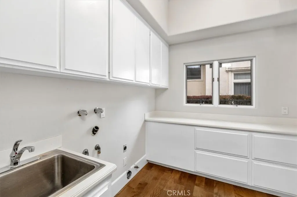 https://cdn.realtyfeed.com/cdn/127/306591738/9f8854e5a78fa3fb9f859b9c41619350.webp