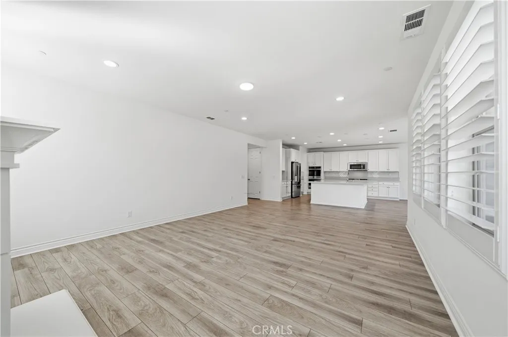 https://cdn.realtyfeed.com/cdn/127/306591800/08d90a53f4cb2071a5afd5464875d150.webp