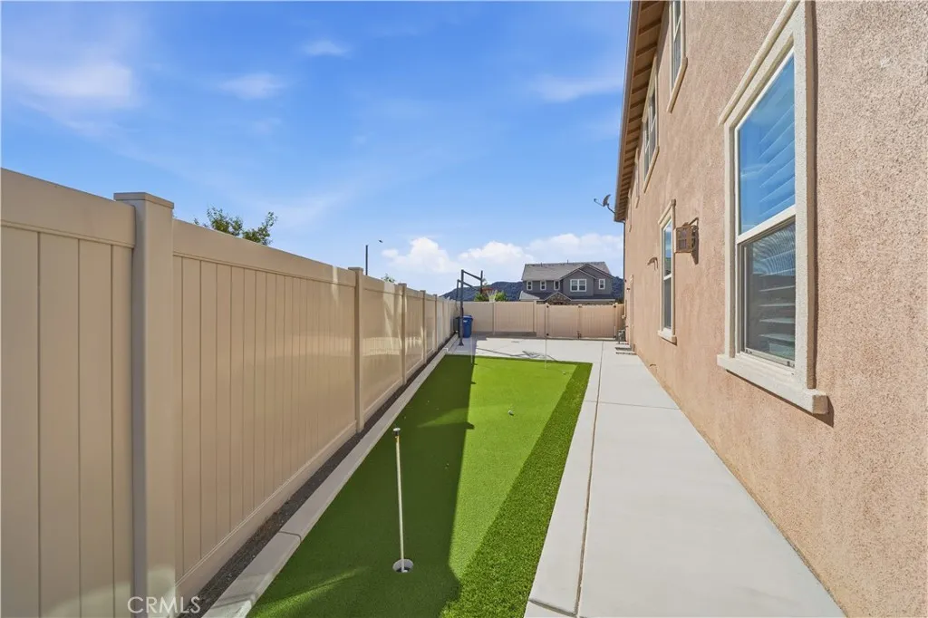 https://cdn.realtyfeed.com/cdn/127/306591800/957682b97f79801401194a65ca6367f2.webp