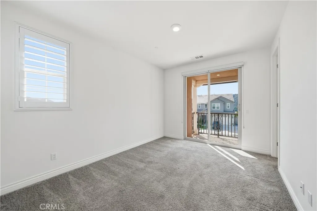 https://cdn.realtyfeed.com/cdn/127/306591800/a65ba289ee25cce75f4ac4cd0c5c67d9.webp