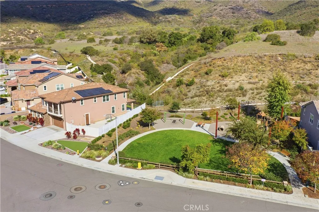 https://cdn.realtyfeed.com/cdn/127/306591800/fb36626fe206bdad95fab486a8c4d3f7.webp