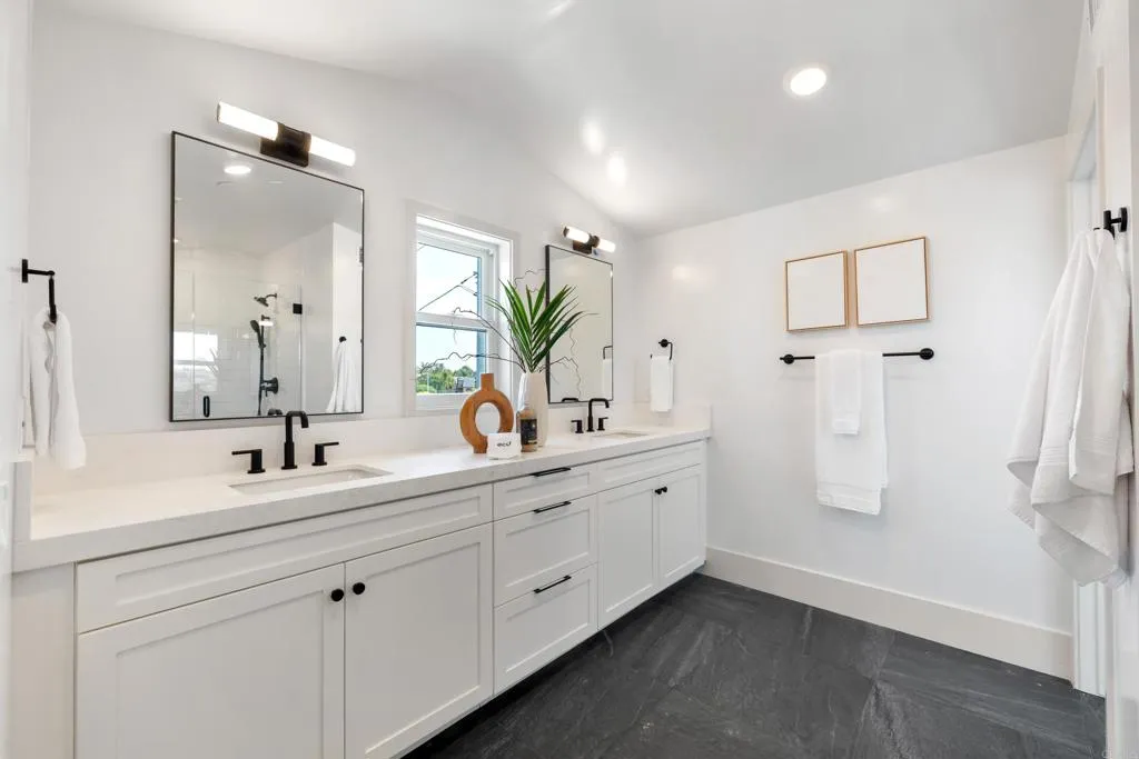 Photo #20: NDP2510981 Listing: Photo #20