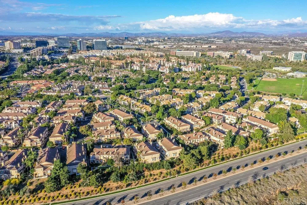 https://cdn.realtyfeed.com/cdn/127/306591835/47d8959e6d7d75626546a634a63fab62.webp